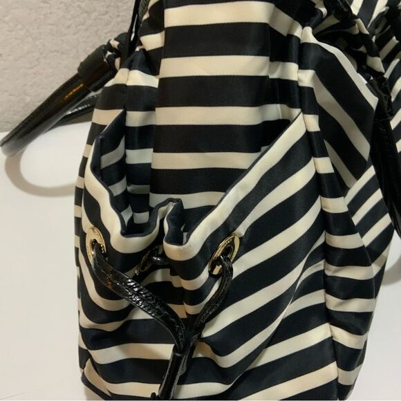 Kate Spade New York Women's Classic Nylon Stevie Striped Diaper Bag Size Large - Picture 15 of 16
